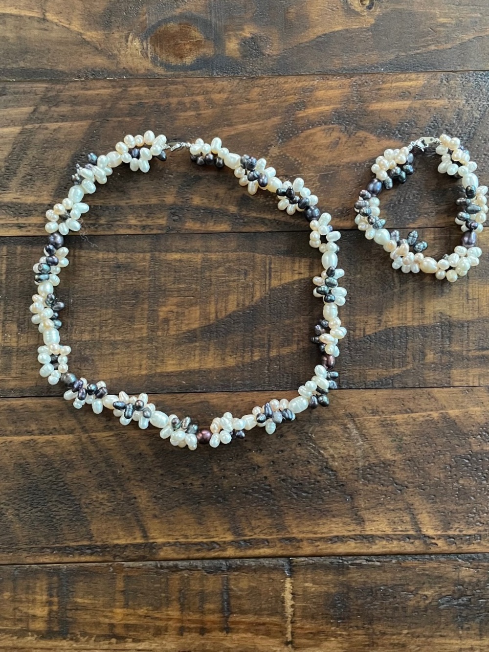 Faux Matching Multi Colored Pearl Necklace and Bracelet